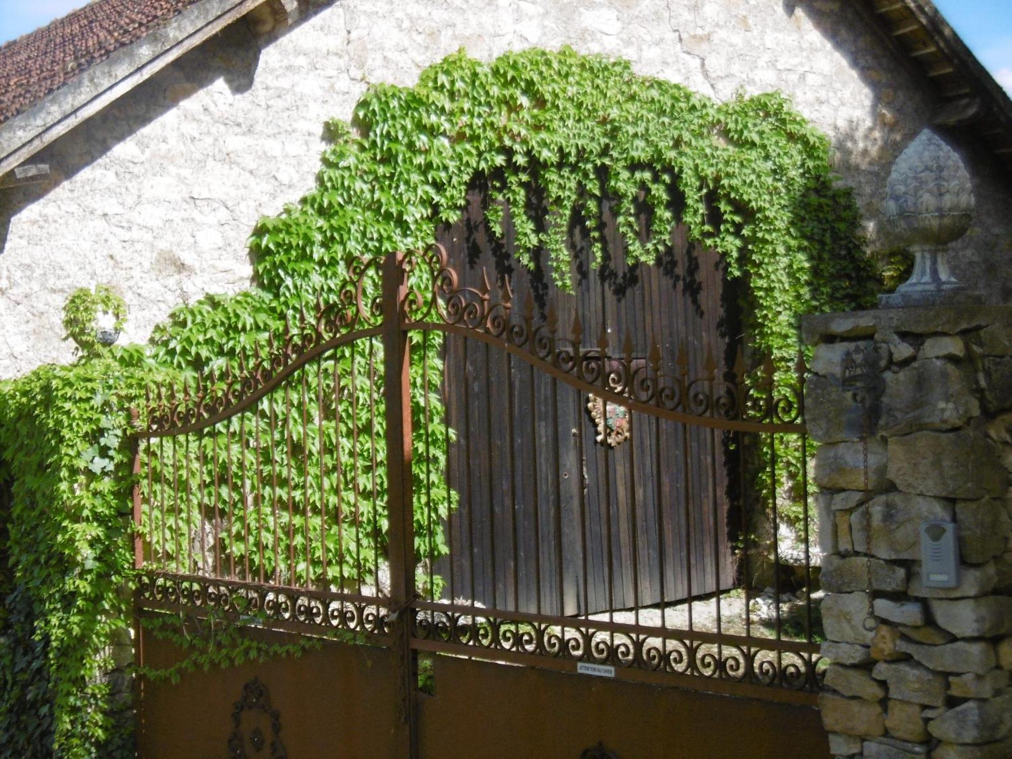 Ferme De La Dorvalliere Cavagnac Exterior foto